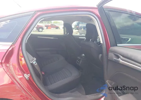 2014 Ford Fusion Se z USA, uszkodzony, nr VIN 3FA6P0H71ER112584